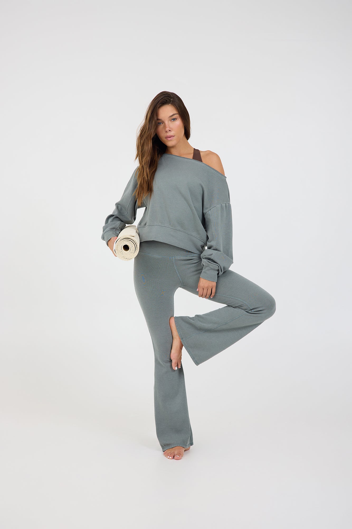 Rib off the shoulder long sleeve in teal, from the front